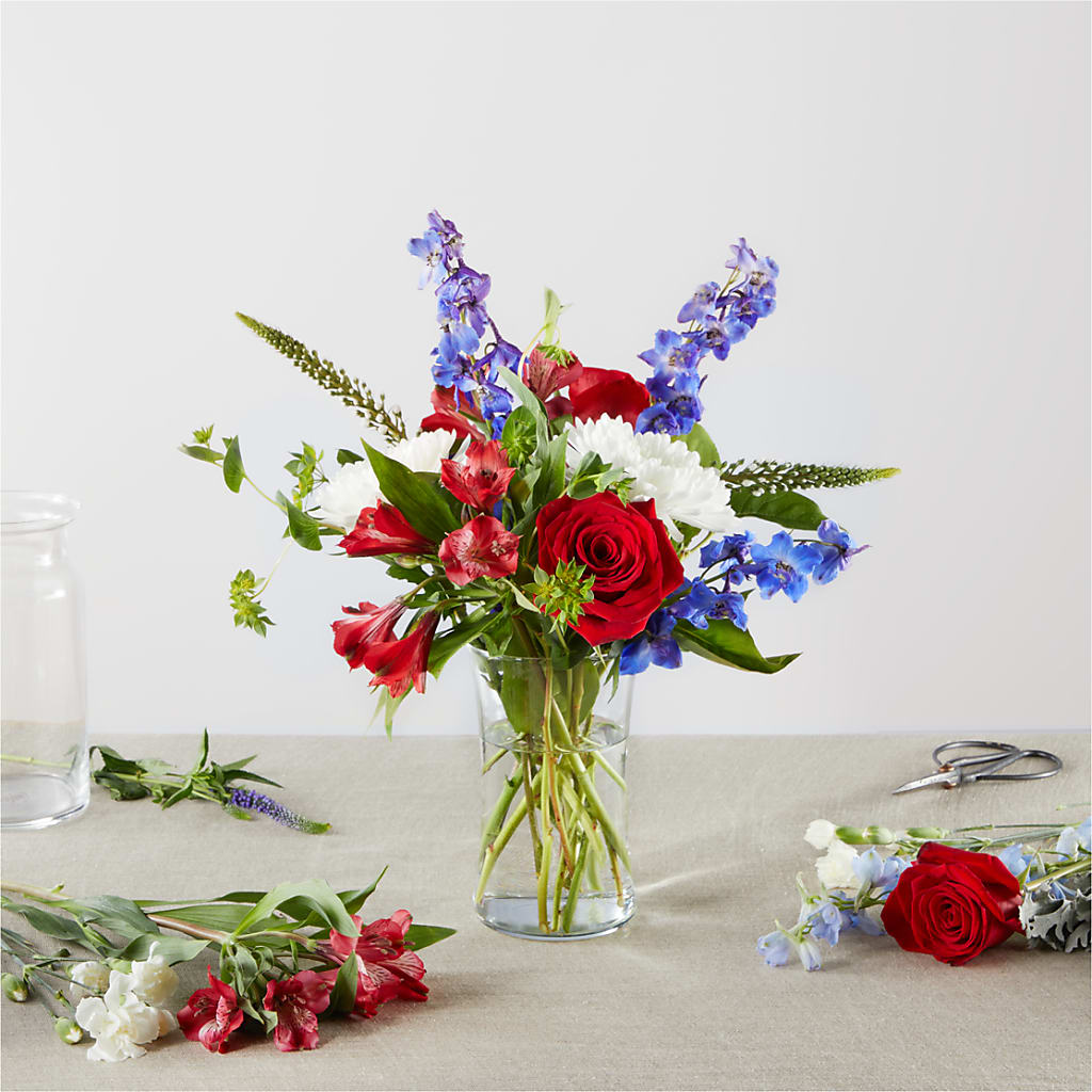Star Spangled - A Florist Original – CANDY'S CREATIONS, Hermitage MO