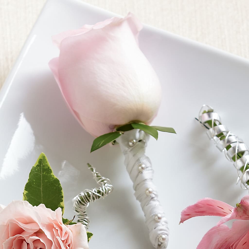 Pink Rose Boutonniere – CANDY'S CREATIONS, Hermitage MO