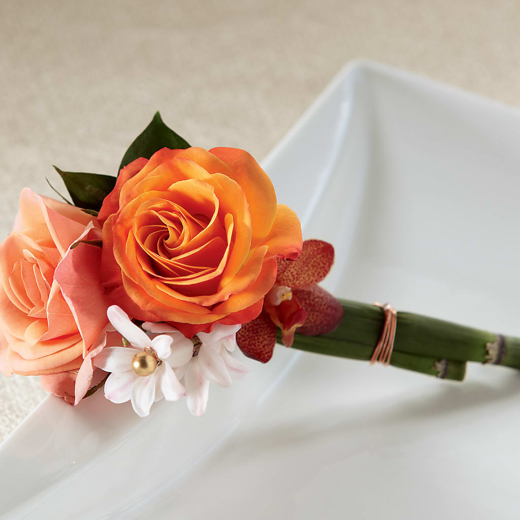 Sunset Dream Boutonniere – CANDY'S CREATIONS, Hermitage MO