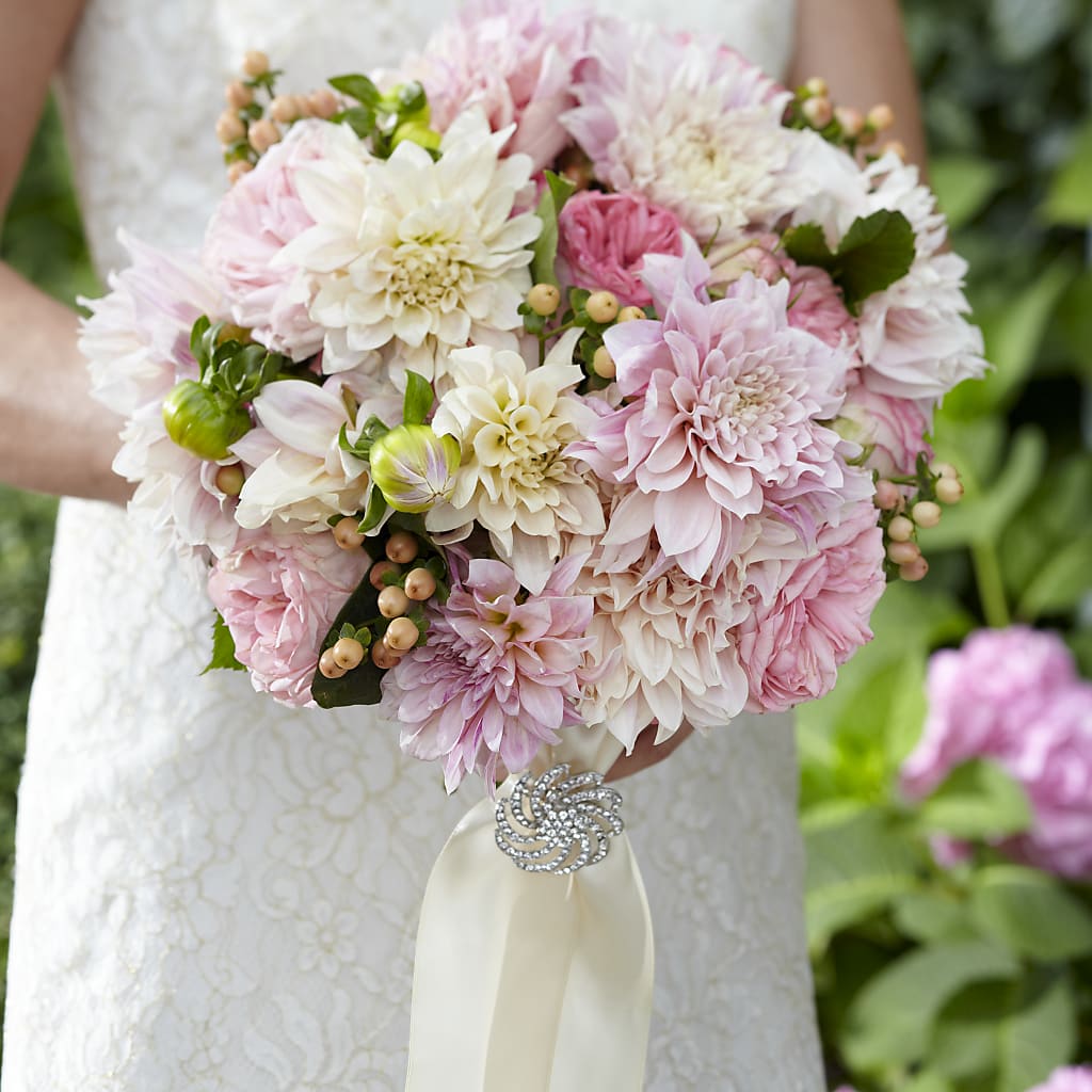 Heart's Promise Bouquet – CANDY'S CREATIONS, Hermitage MO