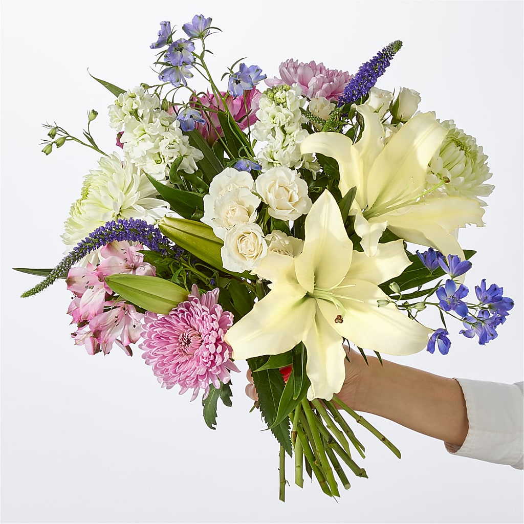Winter Celebration Bouquet – CANDY'S CREATIONS, Hermitage MO