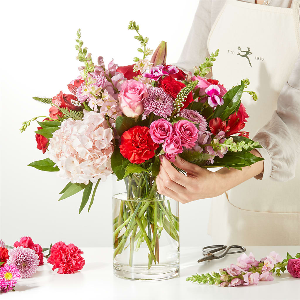 Swooning Over You - A Luxury Florist Original – CANDY'S CREATIONS, Hermitage MO