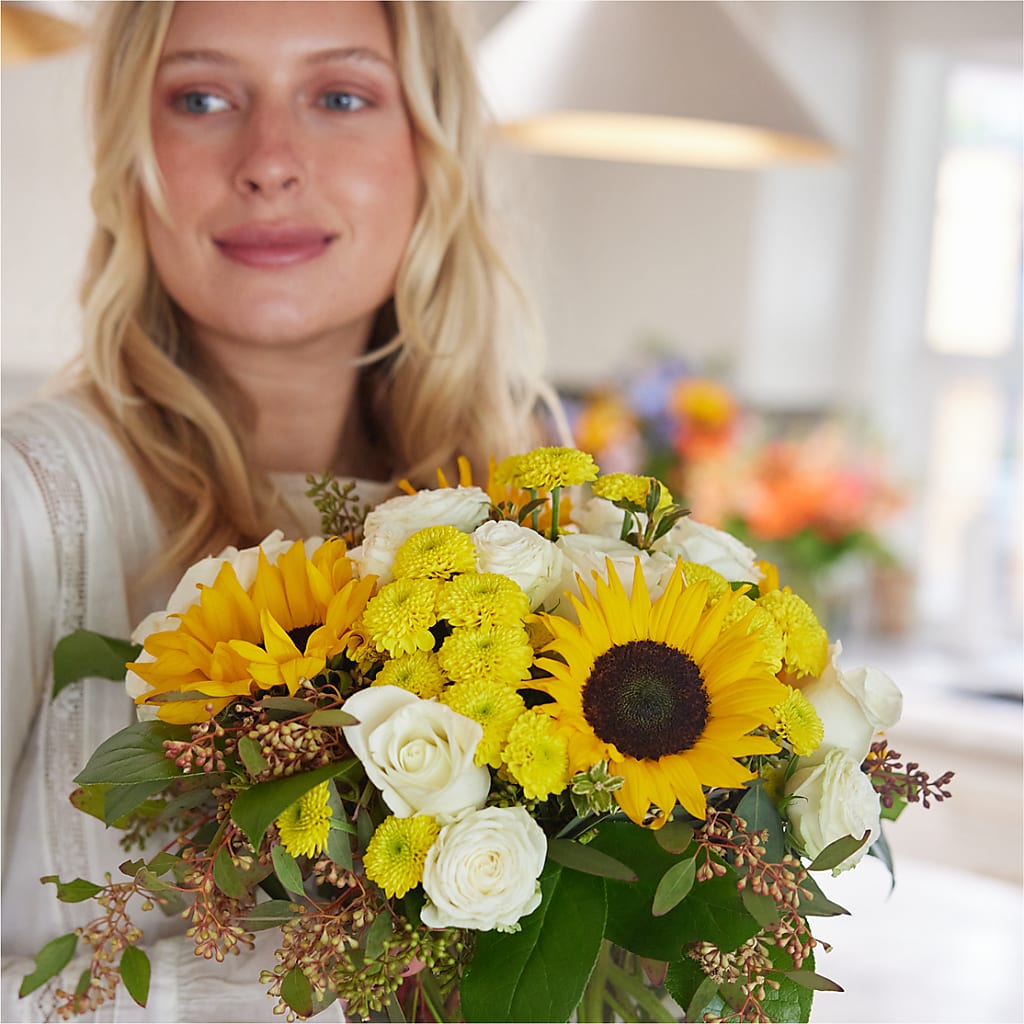 Luminous Morning Bouquet – CANDY'S CREATIONS, Hermitage MO