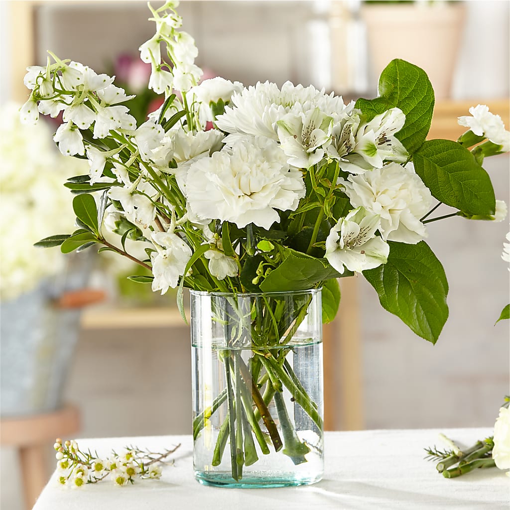 Classic Ivory – A Florist Original – CANDY'S CREATIONS, Hermitage MO