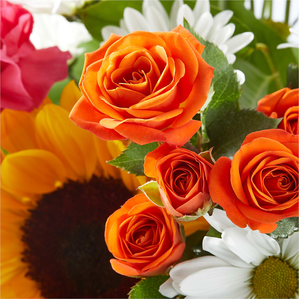 Sun-drenched Blooms Bouquet – CANDY'S CREATIONS, Hermitage MO