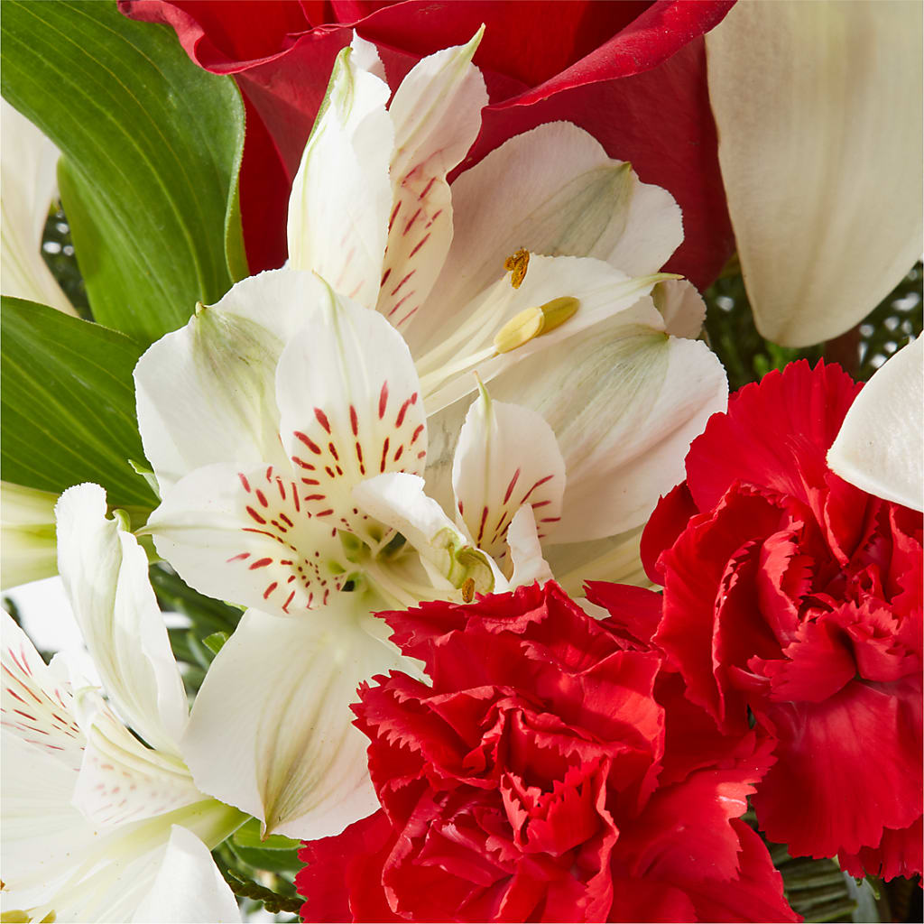 Holiday Season Bouquet – CANDY'S CREATIONS, Hermitage MO